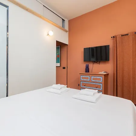 Design Canal Navigli View شقة