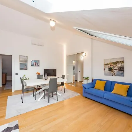 Apartmán Romantic Navigli Attic Free Garage 255 X 520 Cm