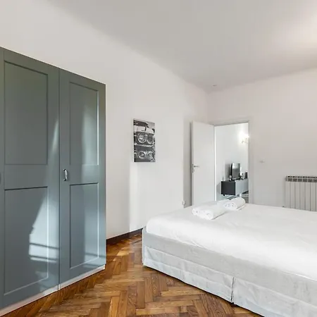 Via Torino Heart -apartment In The Heart Of *