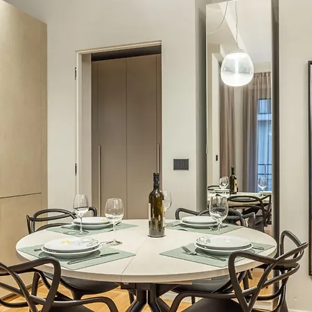 Luxury Modern Near Duomo - Exclusive & Apartment *