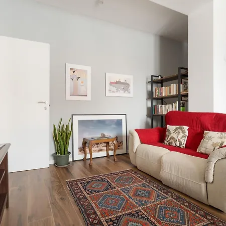 Apartamento Guesthost - Cenisio Cozy Flat Near Mm5 Milán
