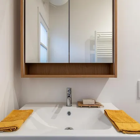 Rosalba Flexyrent * Milán