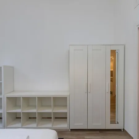 M1 M2 A Short Walk From The Subway Milano