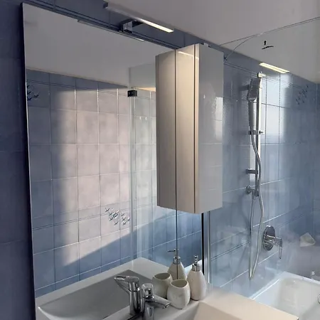 Inganni Relax & Confort- Metro & Cdi Апартаменты