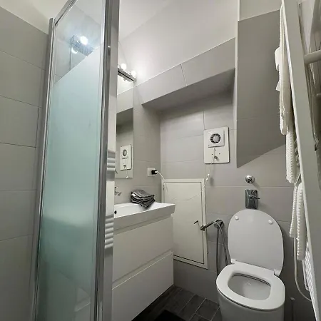 San Siro Apartment, Apartament