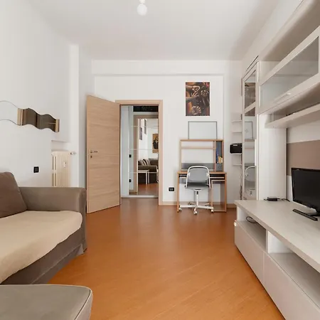 Guesthost - De Angeli Elegant