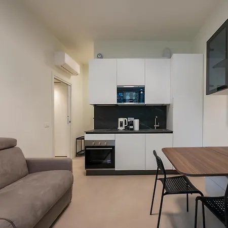 Apartment I-host - Modern 1br With Balcony Near Sempione Milan