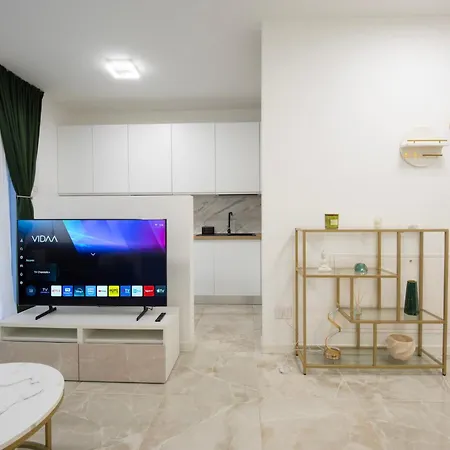 Appartement - Nuovo Con Grande Terrazza Privata *