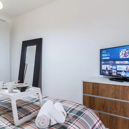 Апартаменты Acquabella By Houset Милан