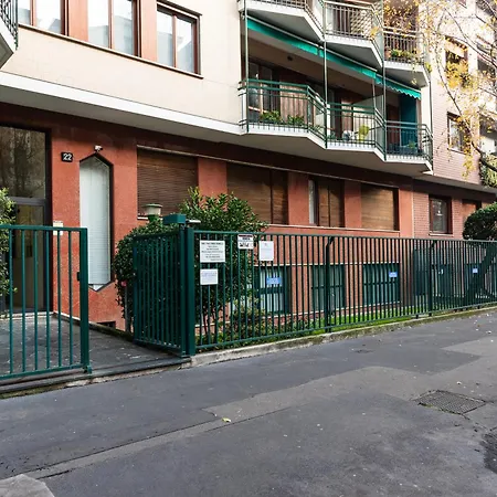 Апартаменты Youhosty - Ravizza Wood 22 *