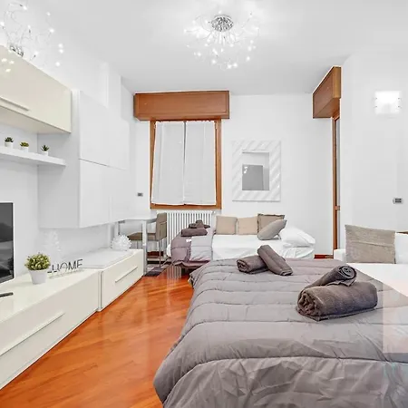 Urban In - Comfortable And Well Connected Milano