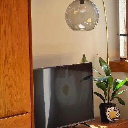 Appartamento Modern Loft A Few Stops From The Center *