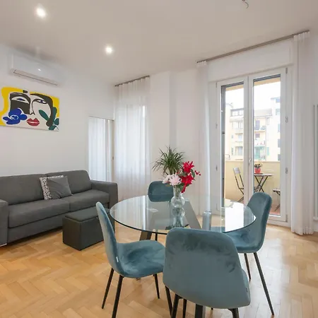I-host - Bright 1br With Balcony In * ميلان