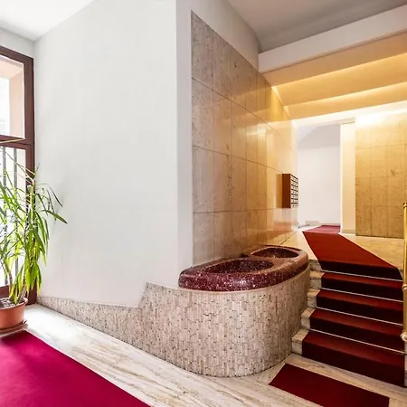 Lovely Very Near Zara Metro Station M3m5 Appartamento Milano