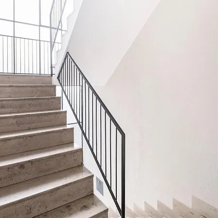 Lovely Very Near Zara Metro Station M3m5 *