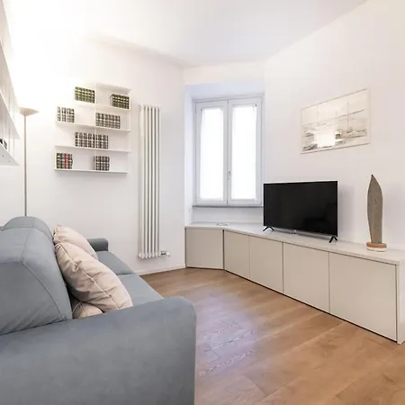 Easylife - - Tadino 6 - Porta Venezia Appartement *