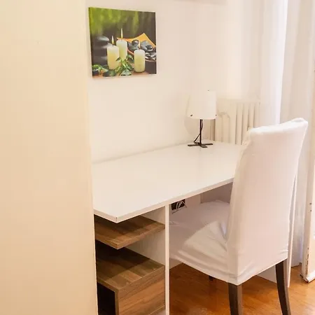 Moscova, Elegant In Centre Of アパート ミラノ