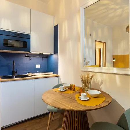 Isola Design - 15min To Duomo, Station شقة