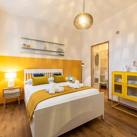 Isola Design - 15min To Duomo, Station شقة *