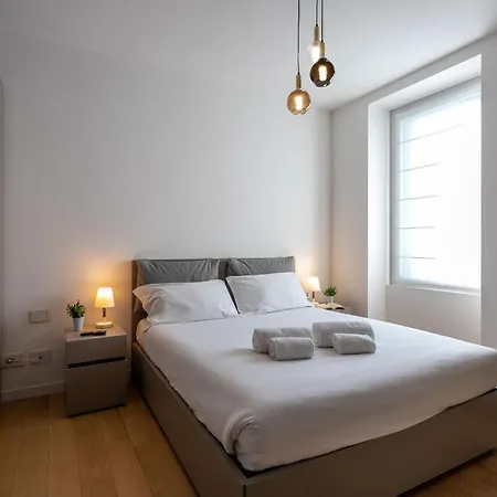 Apartment Le Corti Segrete. Petrella Milan
