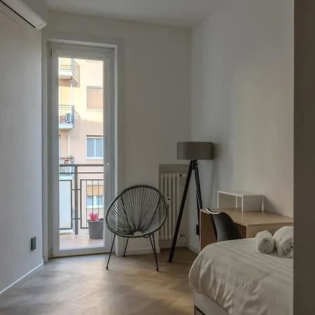 M11 Isola Apt, M3 Duomo Centrale Trilocale Con Due Bagni, Wifi E Ac דירה