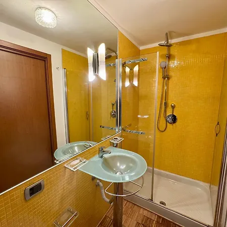 Loft Di Via Gluck Con Terrazzo Apartament