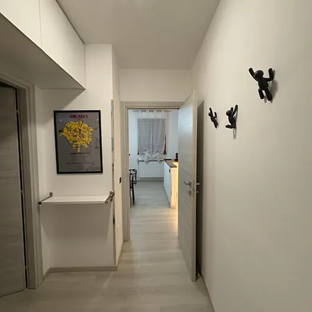Apartment Tulipe House Milan