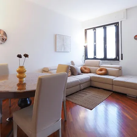 Apartment Primopiano - Biancospini B Milan