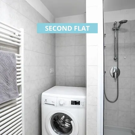 Navigli-duomo - Two Independent Flats شقة ميلان