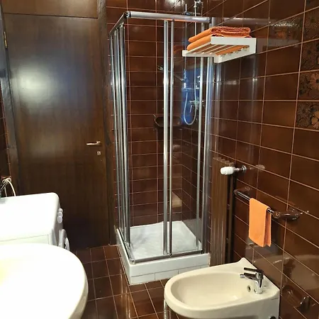 Da Vitto E Ale, A Casa Vostra Lägenhet *