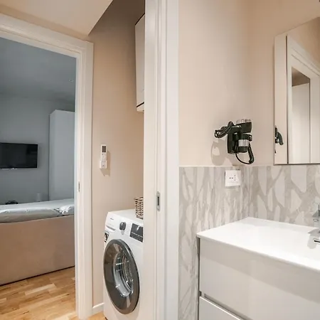 Modern Gem In * Milano