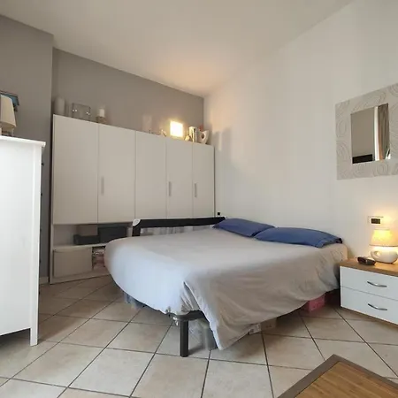 Smart - Adriano & Metro Crescenzago Apartamento *