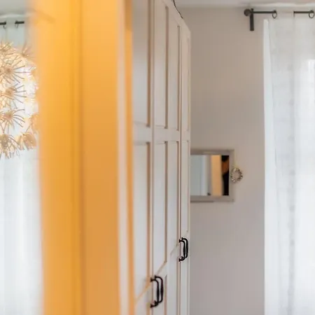 Gloria Apartment