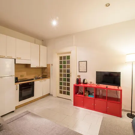 Daire Via Piero Della Francesca 38