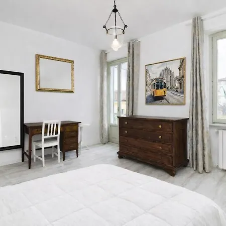 アパート In The Heart Of Charm And Comfort On The Navigli ミラノ
