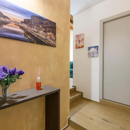 公寓 Cesariano, 11 - In Vibrant Via Cesariano