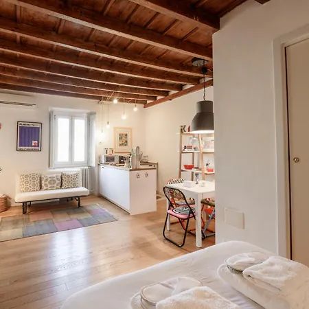 Garibaldi - 7sundays Apartman