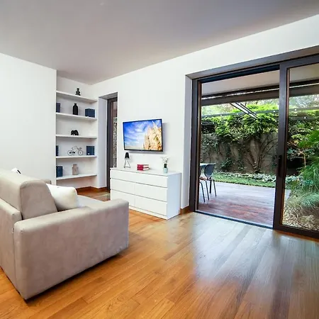 One-bedroom Unit G With Garden Lejlighed Milano