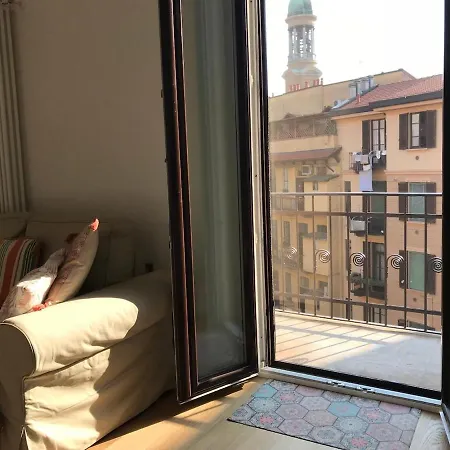 Corso Lodi - Prada, Comfort In *