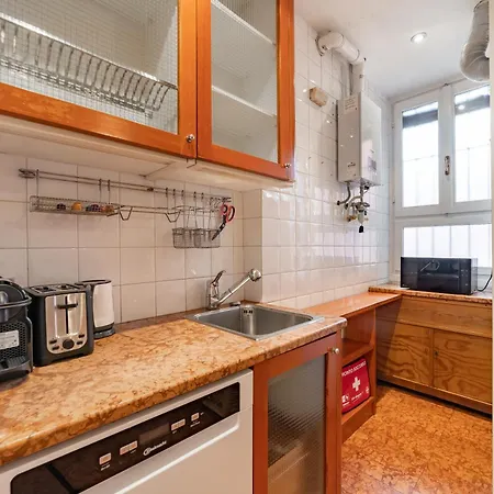 4 Min From Porta Genova Station With Whirlpool Apartman *