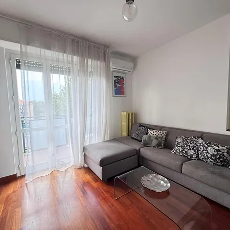 Urban - 10 Mins Citycenter - Appartement Milan
