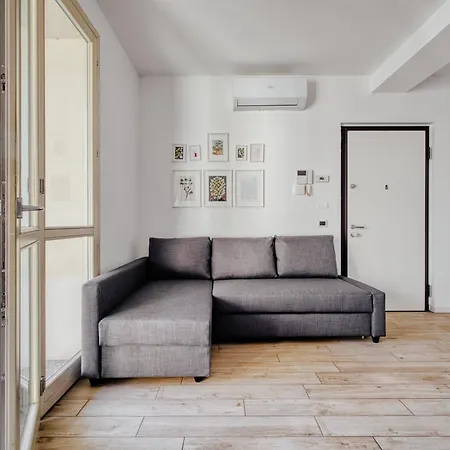 Daire Just Urban - Bright With Terrace - M4 Tolstoj