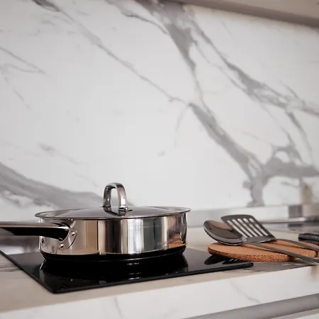 Just Urban - Strategic 1-br With Balcony - Duomo And Life アパート *