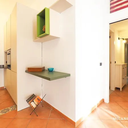 Porta Vittoria - * Milán