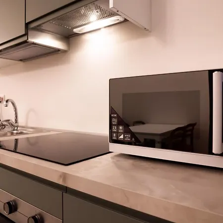 Oxart - Design A Due Passi Da Loreto Mailand