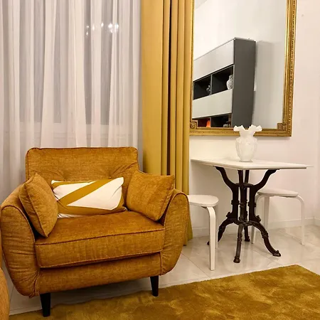 Lr Deluxe - Navigli Luxury *