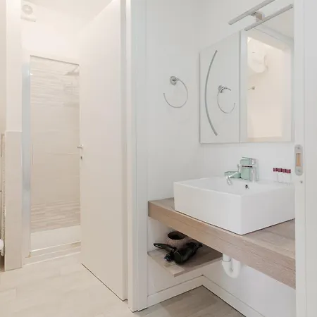 Guesthost - Lovely In Maggiolina * Milano