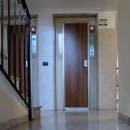 Cozy In Bovisa, Close To Tram Bus And Train Apartmán