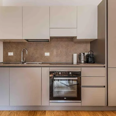Appartamento Sant Ambrogio M2 200metri Centre Of *
