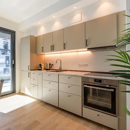 Lägenhet Uptown Nest - Terrazzo Privato E Garage *